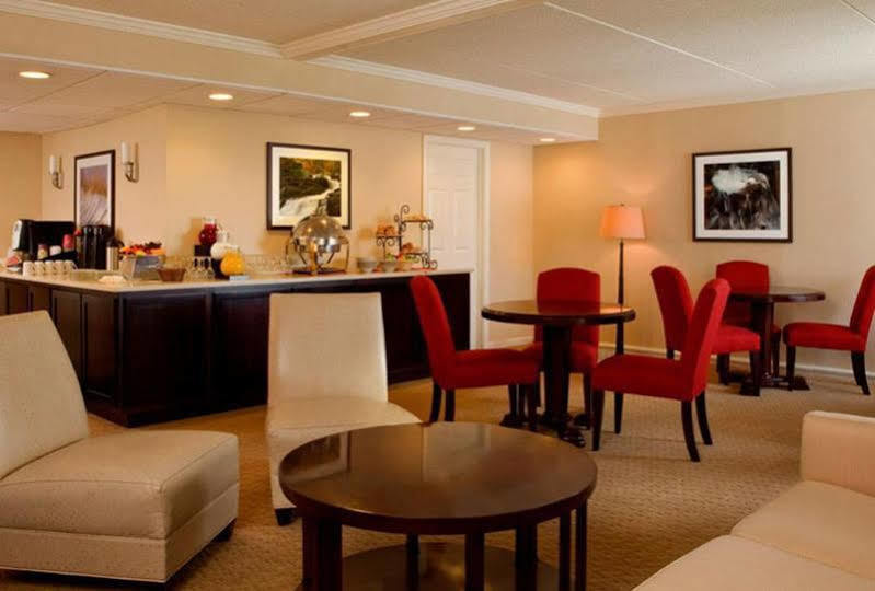 Sheraton Great Valley 3*